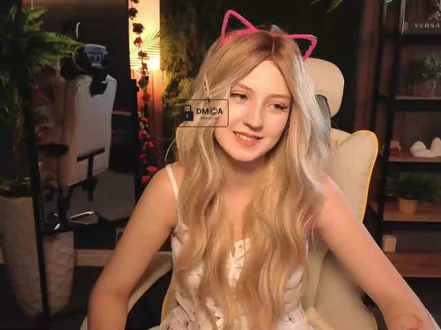 Aliselle live cam on BongaCams