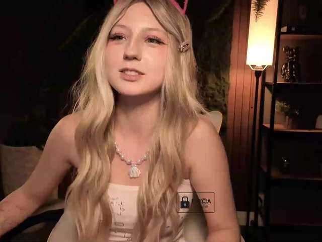 Aliselle live cam on BongaCams