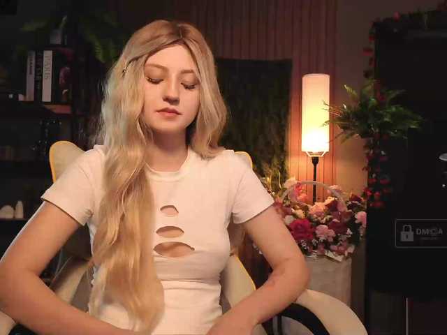 Aliselle live cam on BongaCams