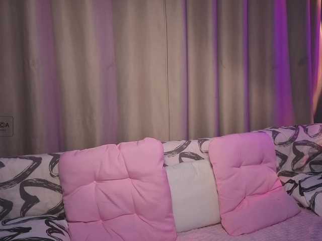 Aliselle live cam on BongaCams