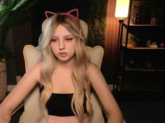 Aliselle live cam on BongaCams