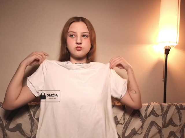 Aliselle live cam on BongaCams