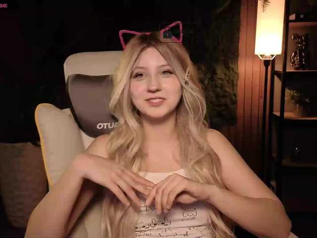 Aliselle live cam on BongaCams