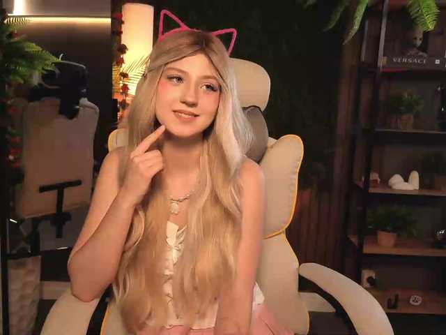 Aliselle live cam on BongaCams