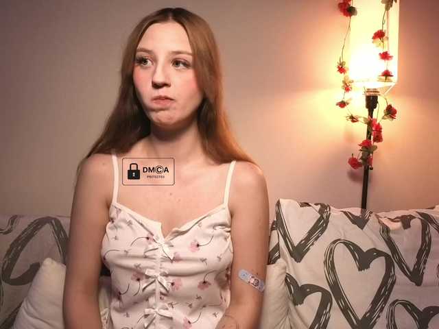 Aliselle live cam on BongaCams