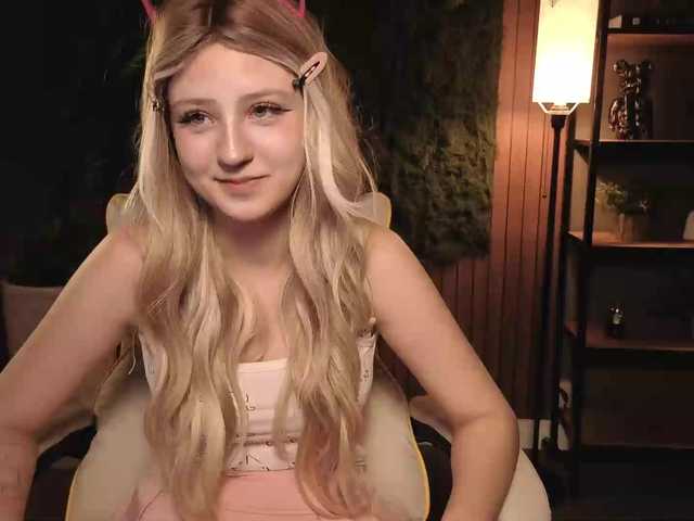 Aliselle live cam on BongaCams