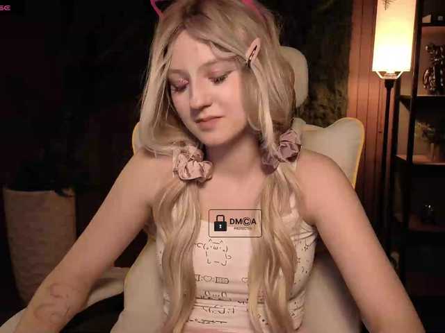 Aliselle live cam on BongaCams