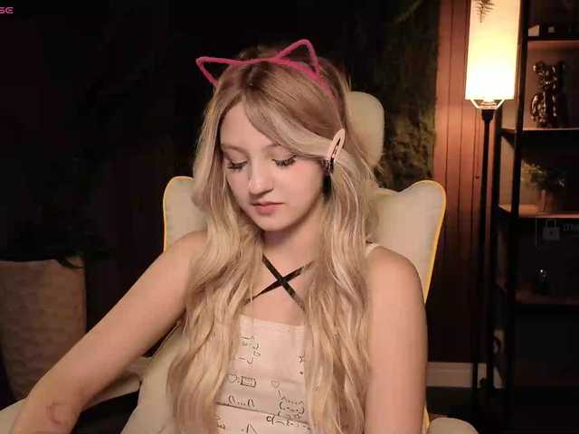 Aliselle live cam on BongaCams