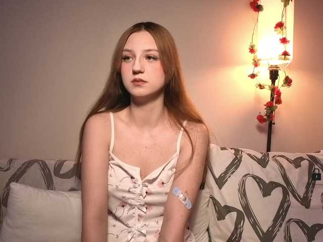 Aliselle live cam on BongaCams