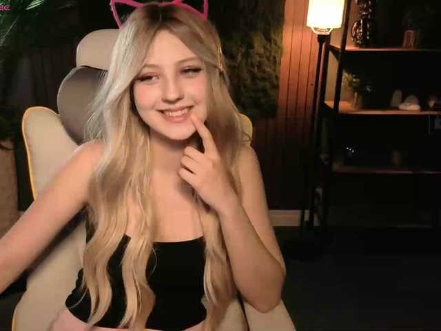 Aliselle live cam on BongaCams