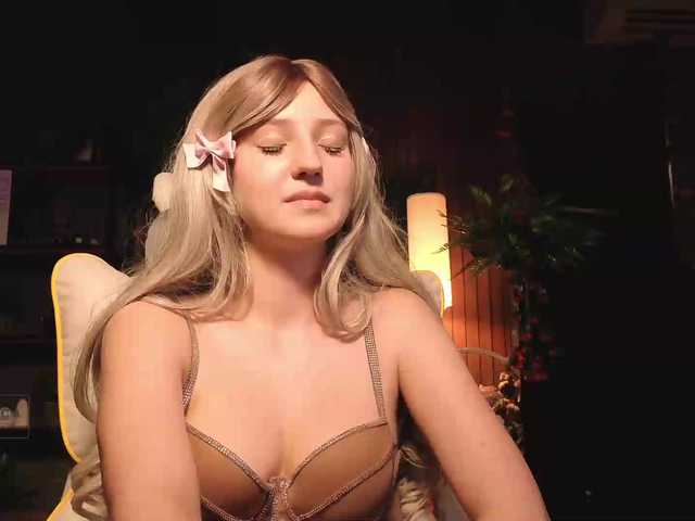 Aliselle live webcam show