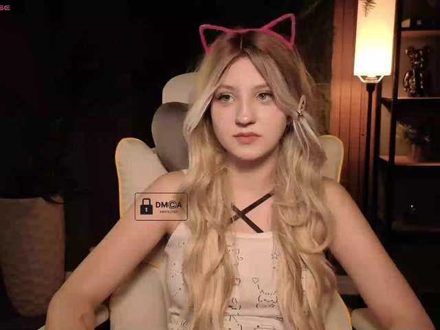Aliselle live cam on BongaCams
