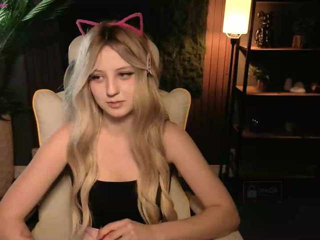 Aliselle live cam on UnifiedCams