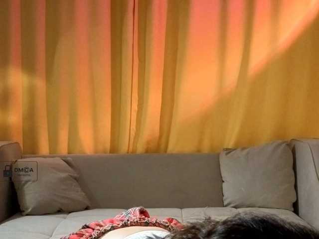 Aliselle live cam on BongaCams