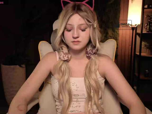 Aliselle live cam on BongaCams