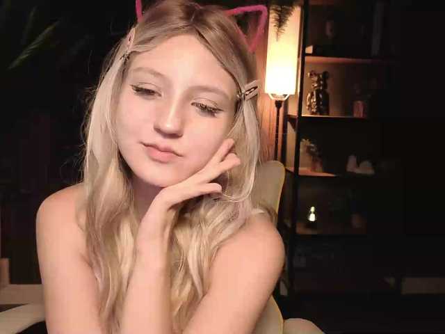 Aliselle live cam on BongaCams