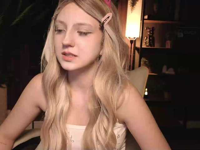 Aliselle live cam on BongaCams