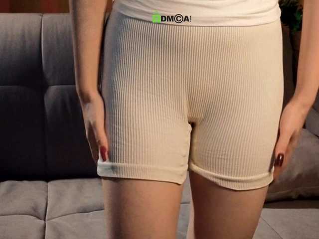 Aliselle live cam on BongaCams