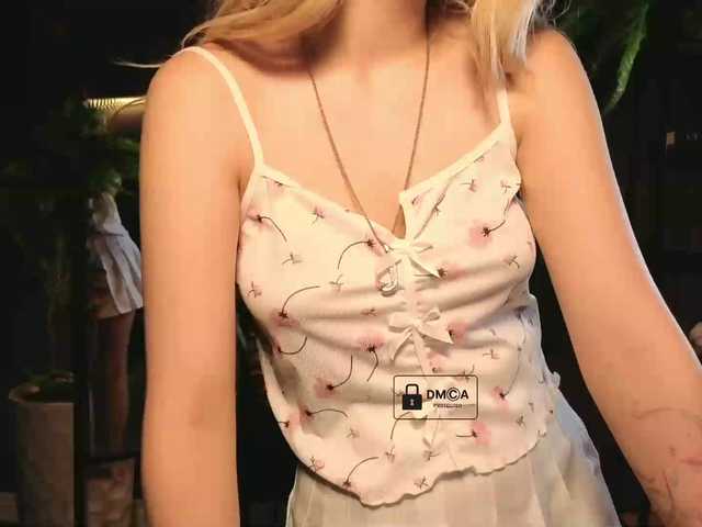 Aliselle live cam on BongaCams