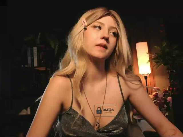 Aliselle live cam on BongaCams