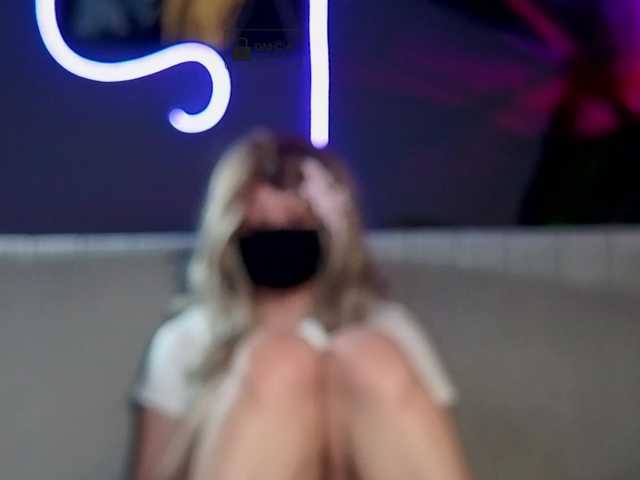 Aliselle live cam on BongaCams