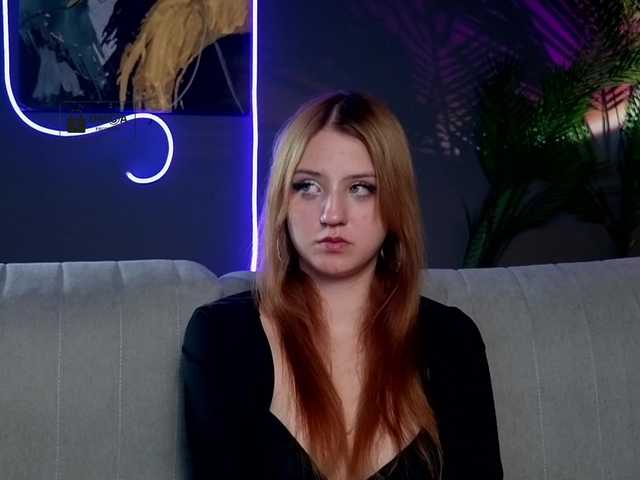 Aliselle live cam on BongaCams