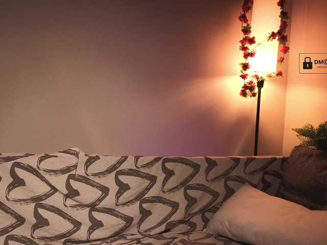 Aliselle live cam on BongaCams