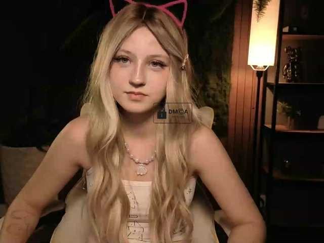Aliselle live cam on BongaCams