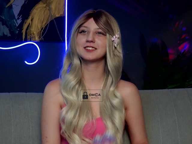 Aliselle live cam on BongaCams