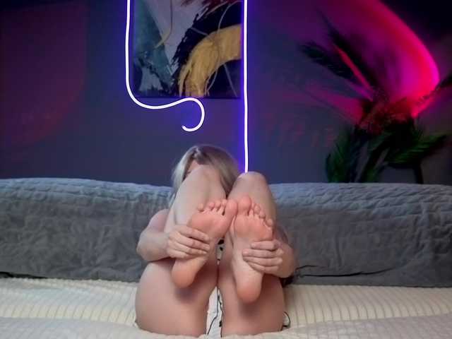Aliselle live cam on BongaCams
