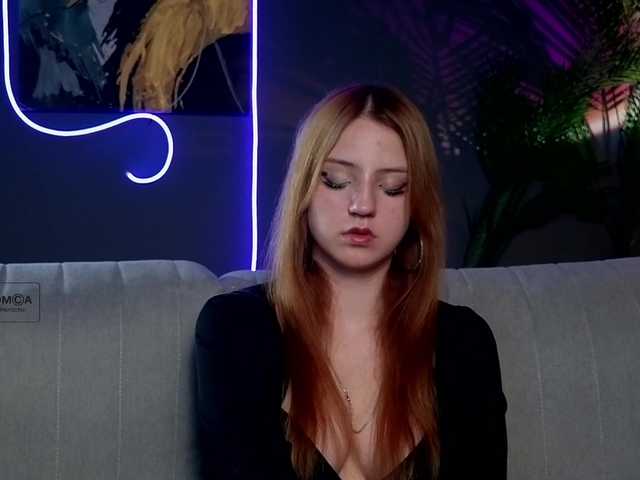 Aliselle live cam on BongaCams