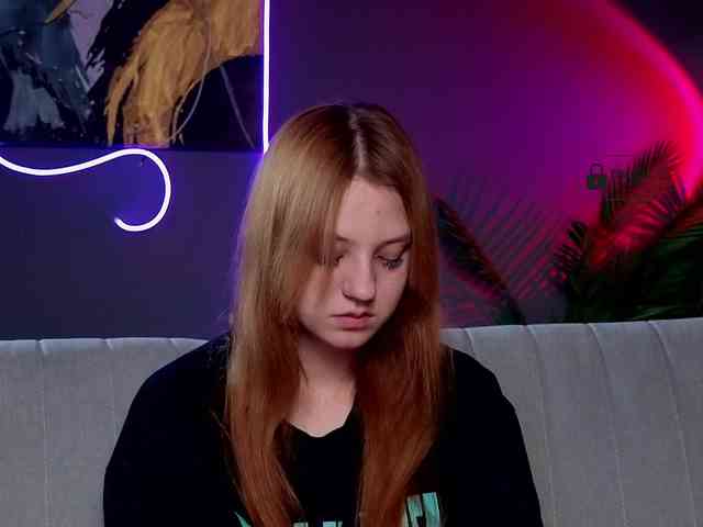 Aliselle Live Webcam on BongaCams