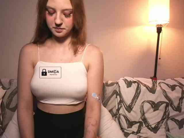 Aliselle Live Webcam on BongaCams