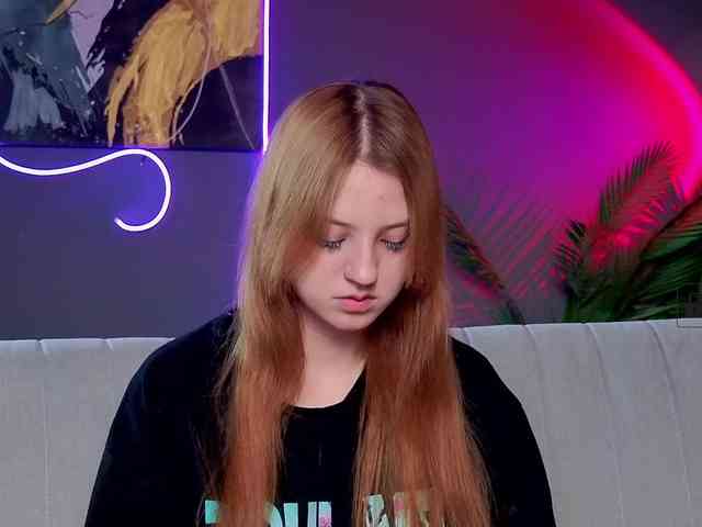 Aliselle Live Webcam on BongaCams
