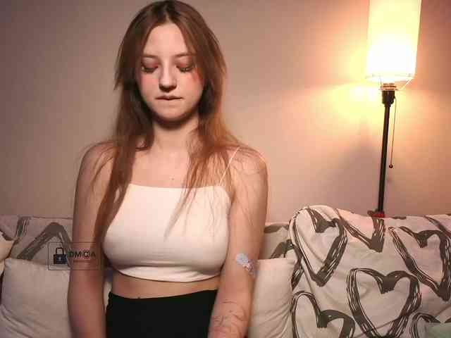 Aliselle Live Webcam on BongaCams