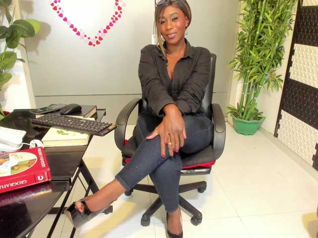 NahianMorris live cam on BongaCams