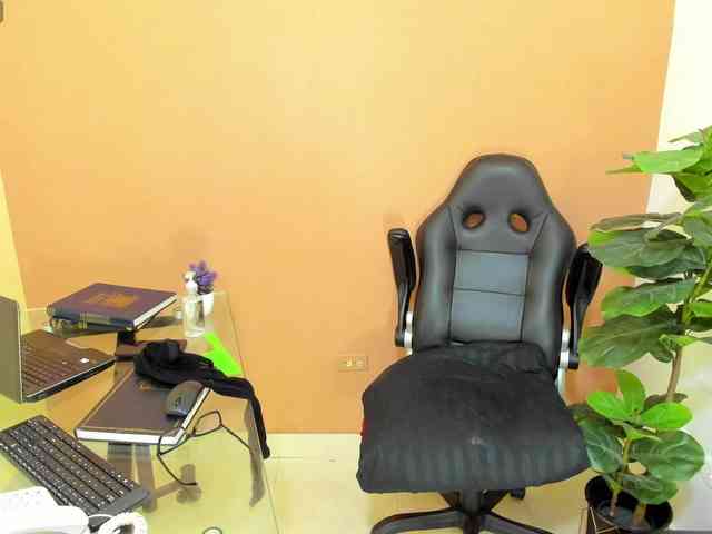 NahianMorris webcam