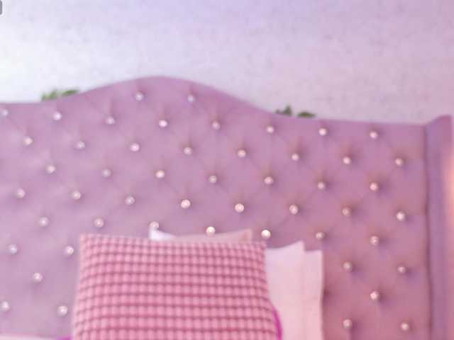 CoralVega live cam on BongaCams