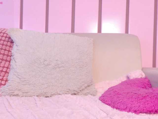 CoralVega live cam on BongaCams