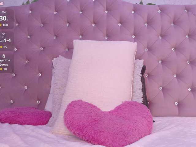 CoralVega live cam on BongaCams