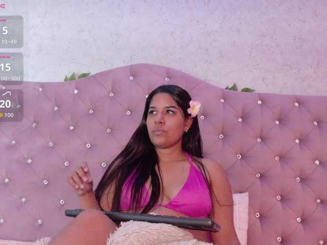 CoralVega live cam on BongaCams