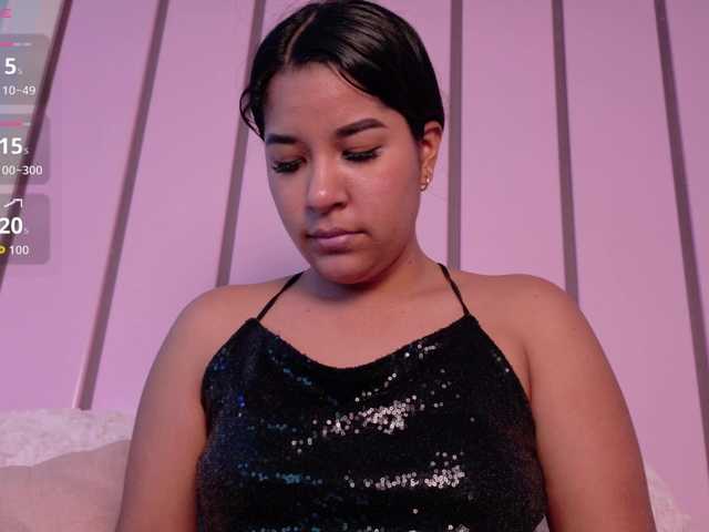 CoralVega live cam on BongaCams