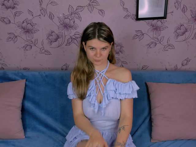 Zorianaa live cam on BongaCams