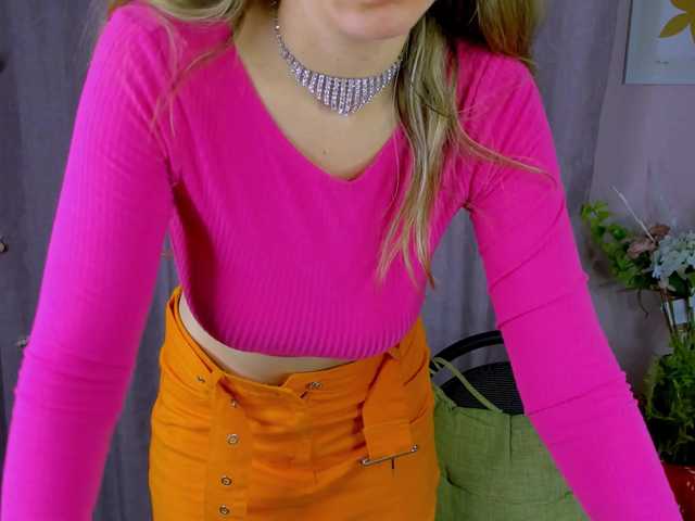 Zorianaa live on BongaCams