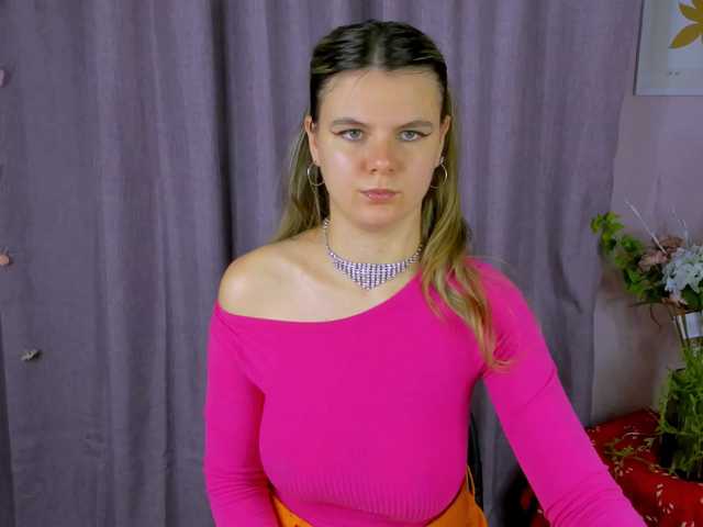 Zorianaa live cam on BongaCams