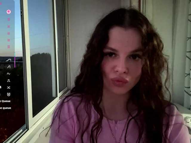 KatriceSarcone live cam on BongaCams