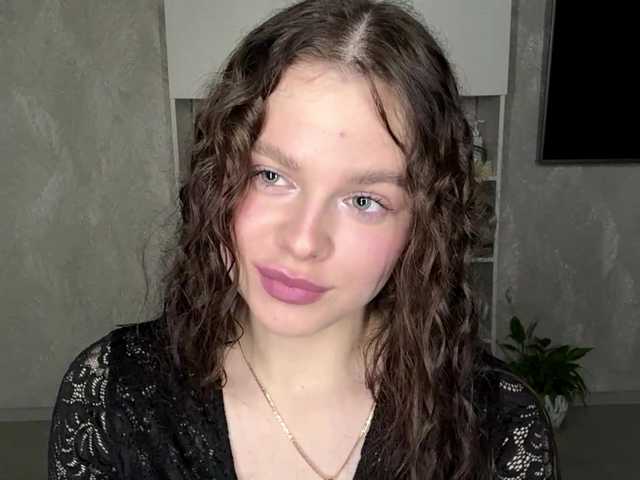 KatriceSarcone live cam on BongaCams