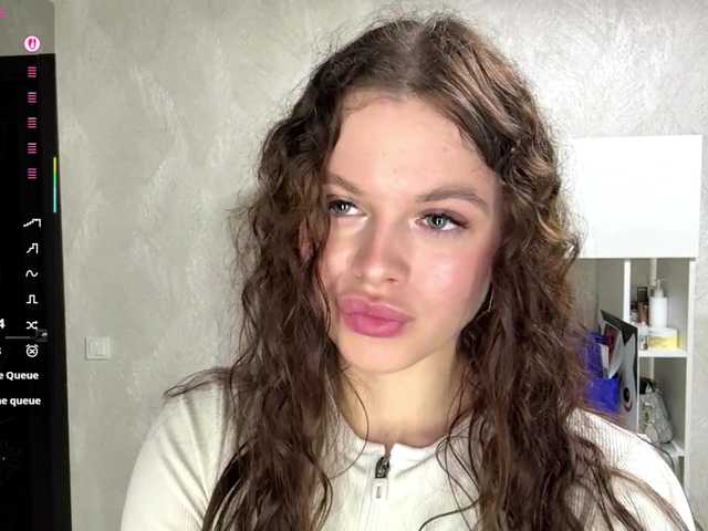 KatriceSarcone live cam on BongaCams