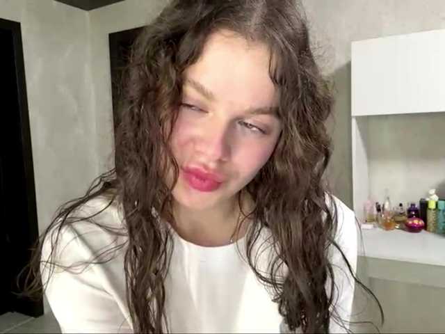 KatriceSarcone live cam on BongaCams
