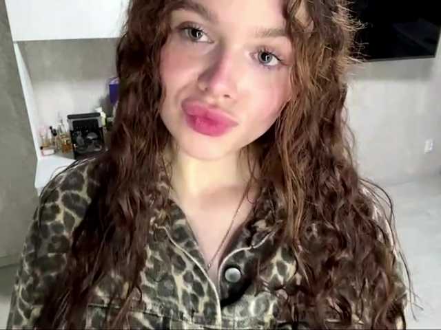 KatriceSarcone live cam on BongaCams